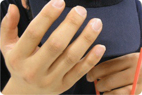 �������